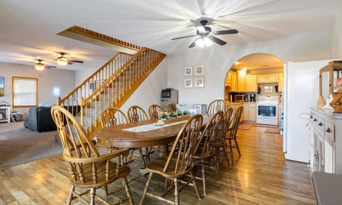 Climax Springs Casa | Lakefront w/ Views, Kayak, Boat Slip