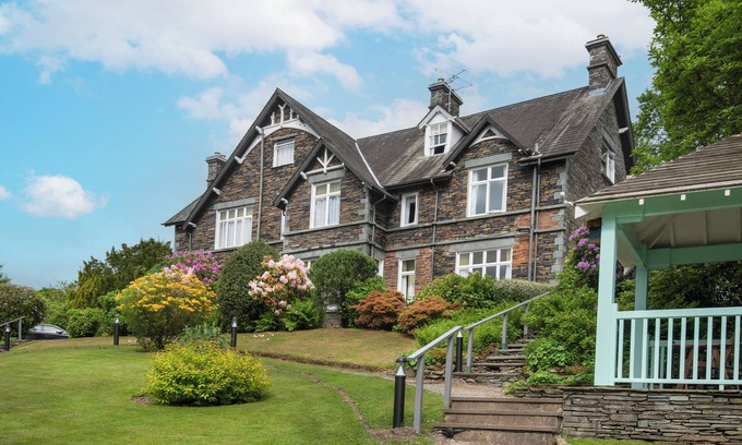 Waterhead Hotel | Lakehouse at The Waterhead Inn