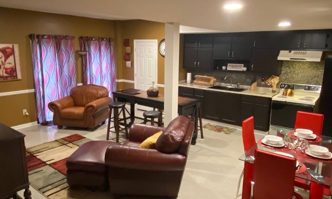 Lovejoy Apartamento | Lakeview Exec Suite near Atlanta Motor Speedway