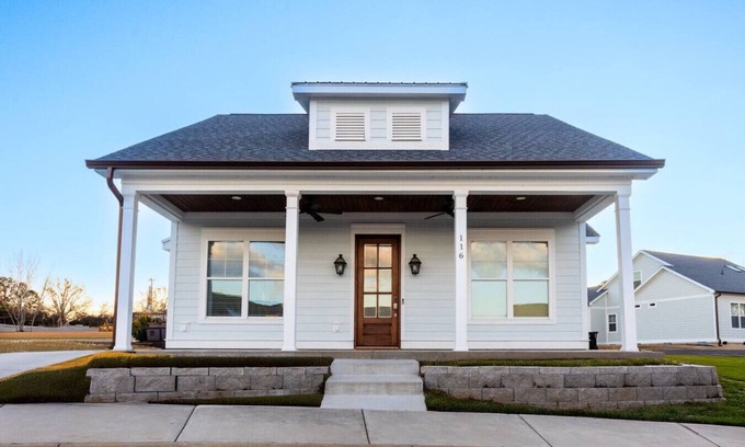 Greenwood Casa | Lakewood Cottage – 2 BR + Loft