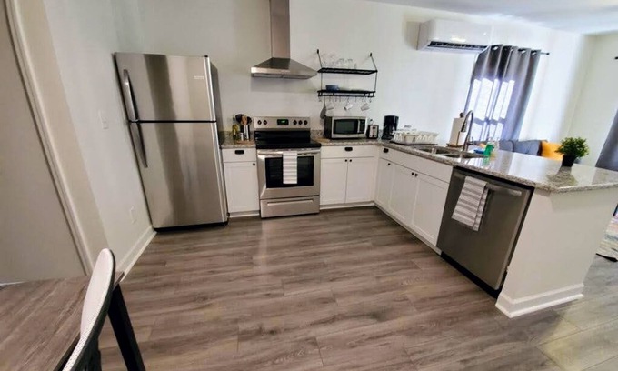 Durham Apartamento | Lakewood Lyon Park Renovated Cottage Near Duke 26B