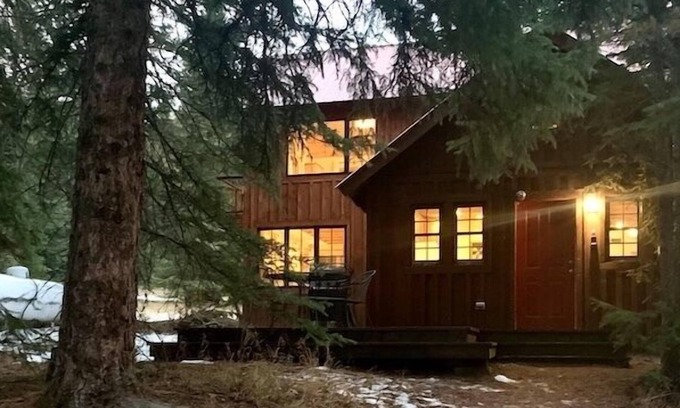 Cooke City-Silver Gate Cabina | Cabañas Lamar Valley - Silver Falls