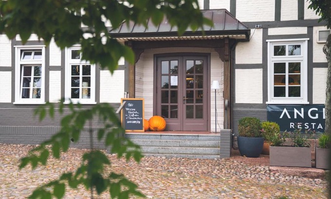 Sittensen Hotel | Landart Hotel