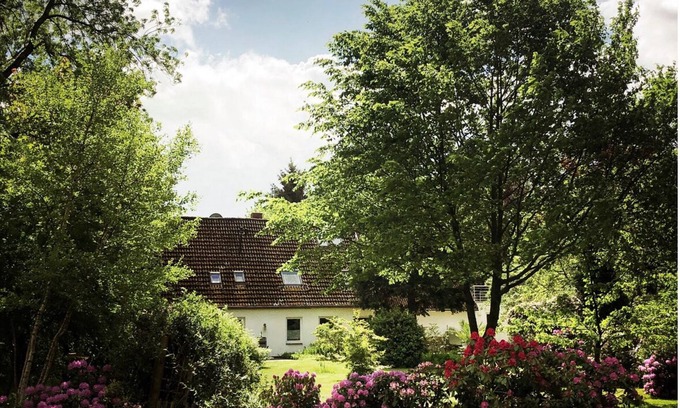 Konigsmoor Otro | Landhauscharme Trifft Moderne im Grünen - Casa Angres - Family & Friends