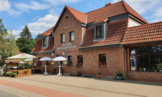Patow-Steegen Hotel | Landhotel & Restaurant Zum Krug im grünen Kranze