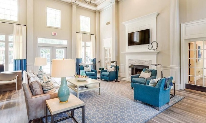 Jamestown Apartamento | Landing at Crowne at James Landing Apartments - 1 Bedroom in Downtown High Point