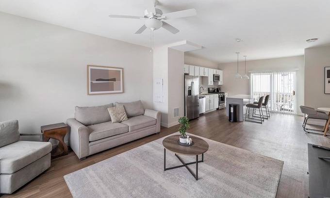 Willow Springs Apartamento | Landing | Modern 2BD, Gym, Clubhouse