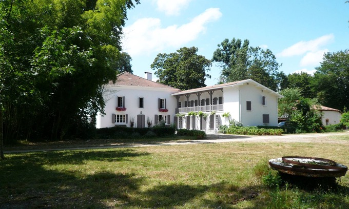 Saint-Martin-d'Oney Casa | Gran casa familiar en el corazón de Landes disponible para 20 personas