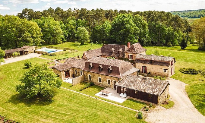 Issac Casa | Large family country house with private pool
