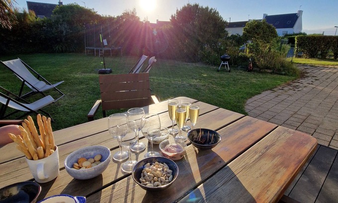 Guisseny Casa | Large house located at 200m from the seaside =2 minutes walking from the beaches