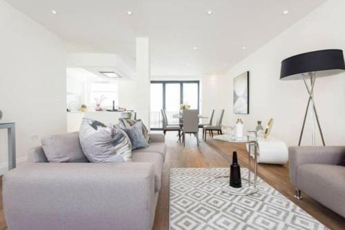 St. Pancras and Somers Town Casa | Large Three Bed Duplex Camden