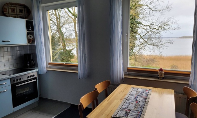 Sundhagen Apartamento | Large vacation apartment 2 lake view - Gästehaus Niederhof - only 50 meters to the