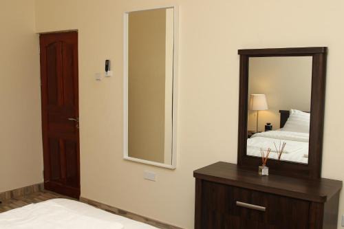 Gulu Apartamento | Laroo Villas - Sunset Retreat