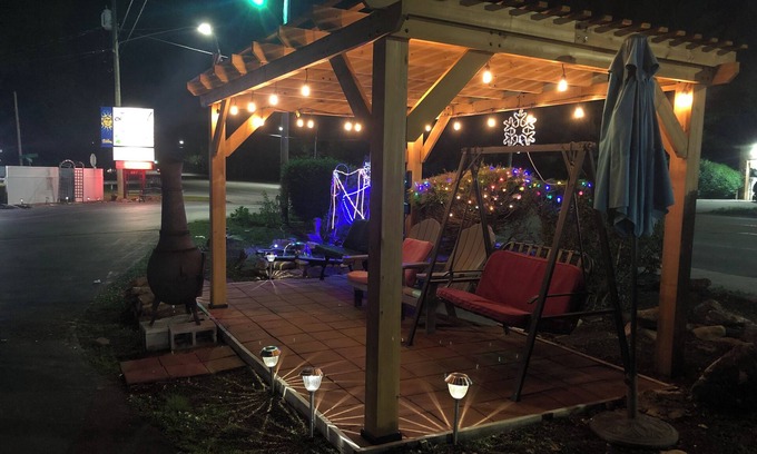 Maggie Valley Hotel | Laurel Park Inn