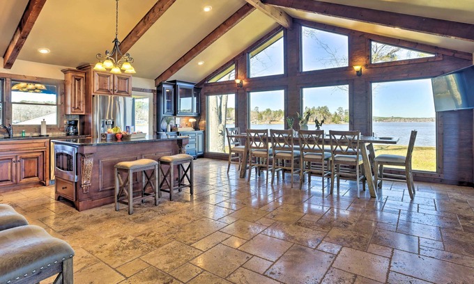 Shelby Casa | Lay Lake Access & Views: Expansive Shelby Home!