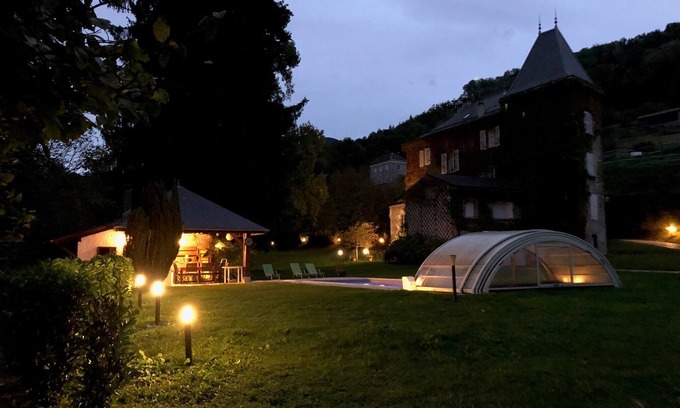 La Chapelle-du-Bard Casa | Le Clos Du Tulipier
