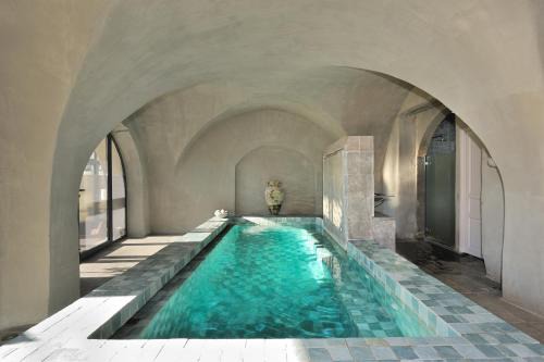 Herepian Hotel | Le Couvent d'Hérépian - Hôtel & Spa