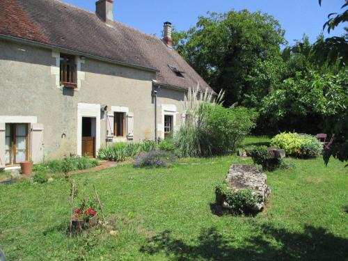 Lurcy-le-Bourg Casa | "Le Jardin de Zola", Longère XIXème en BOURGOGNE, grand jardin