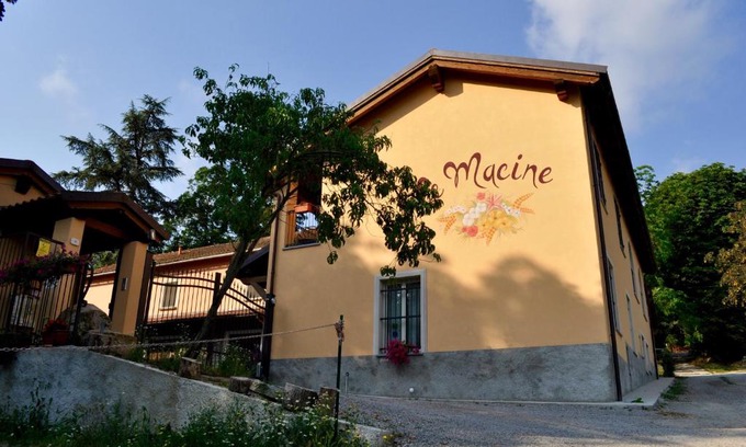 Cairo Montenotte Cama Y Desayuno | Le Macine Relais