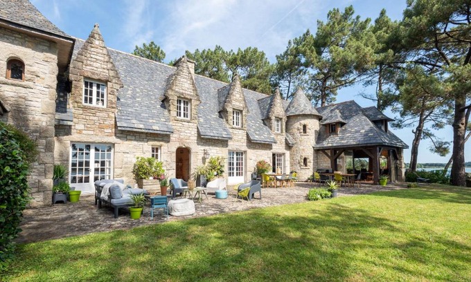 Baden Casa | Le Manoir de Saint Brendan