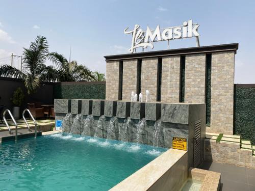 Oyo Hotel | Le Masik Hotel