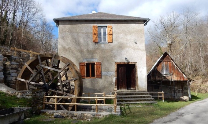 Seix Casa | Le Moulin d'Alice, un remanso de calma y vegetación en el corazón de los Pirineos de Ariège