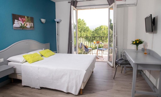 Le Boulou Hotel | Le Neoulous