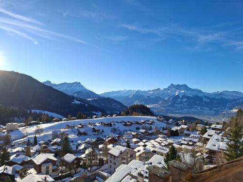 Leysin Apartamento | Le Nid d'aigle apt 405 Leysin centre avec tarifs dégressifs et forfait piscine sauna jacuzzi en option