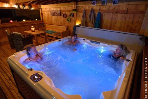 Autigny-la-Tour Cama Y Desayuno | Le Nid d'Alex Spa , Rando et table d'hôte