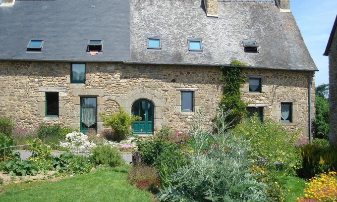 Saint-Germain-en-Cogles Casa | Le Petit Courtoux
