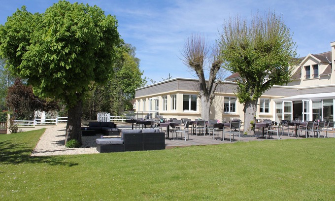 Dampmart Hotel | Le Quincangrogne