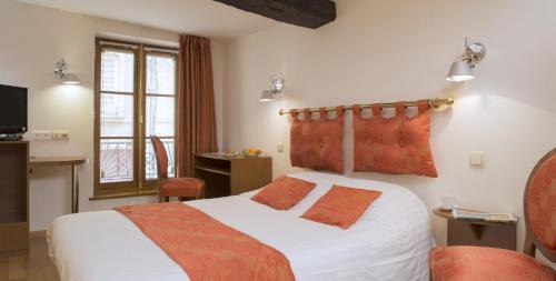 Sedan Hotel | Le Saint Michel