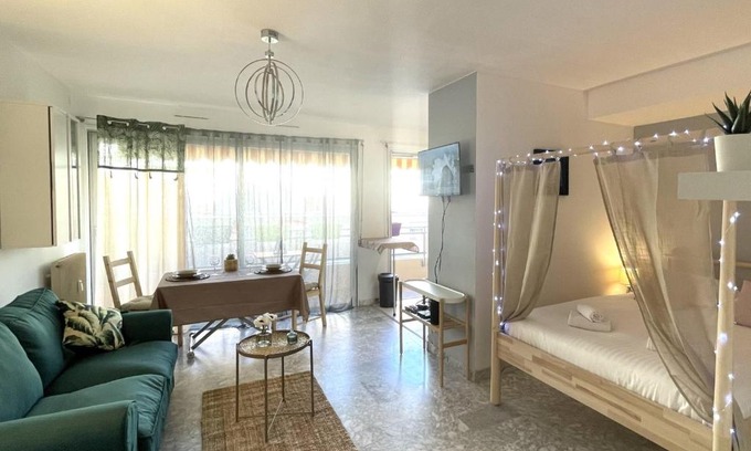 Menton Apartamento | Le St Pierre, joli T1 central à 2 minutes des plages