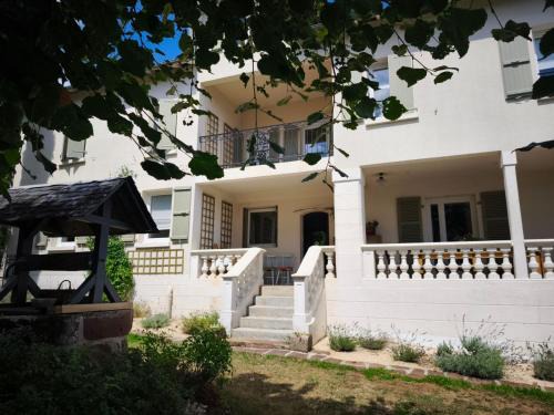 Ussac Cama Y Desayuno | Le Tilleul d'Hortense