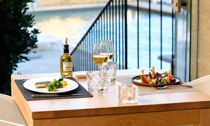 Castillon-du-Gard Hotel | Le Vieux Castillon