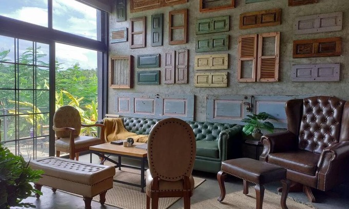 Karjat Villa | Leisurely Béton Brut, Karjat