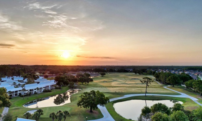 Wesley Chapel Apartamento | Leisurely Escape in Florida | Golf, Tennis for 4