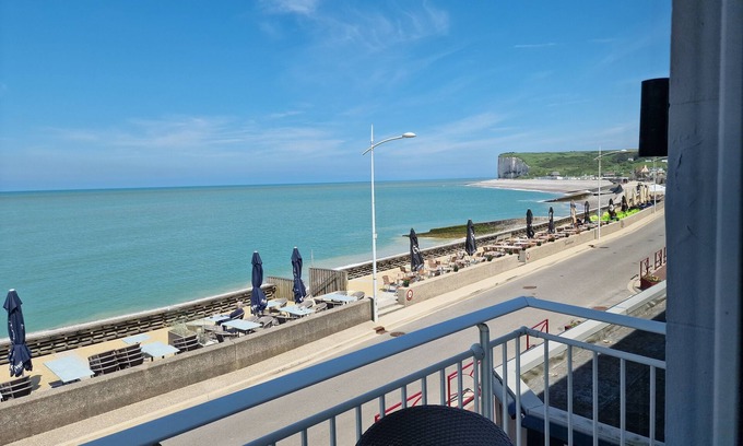 Veulettes-sur-Mer Hotel | Les Fregates