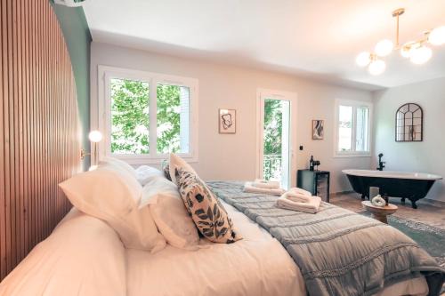 Cucuron Hotel | Les Suites de l'Étang