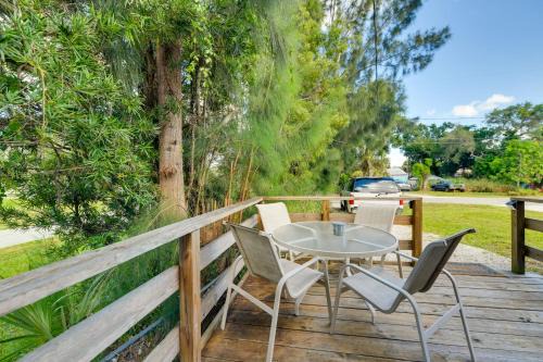 Laurel Apartamento | Less Than 1 Mi to Nokomis Beach Tranquil Couples Retreat