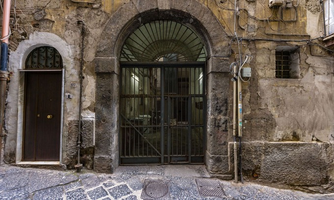 Quartieri Spagnoli Apartamento | Leticia s Apartment by Wonderful Italy