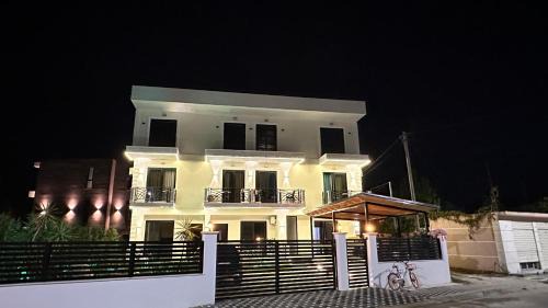 Vlore Hotel | LiEl Holiday