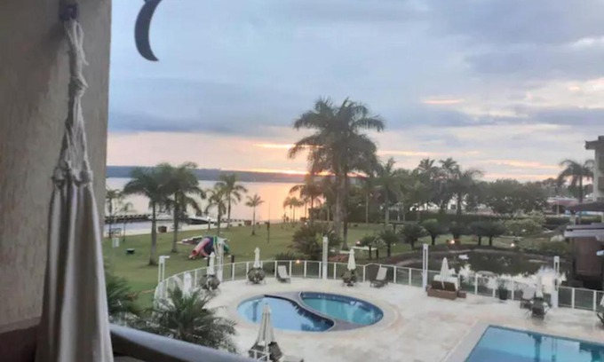 Smin Apartamento | Life Resort energizante com vista encantadora do lago