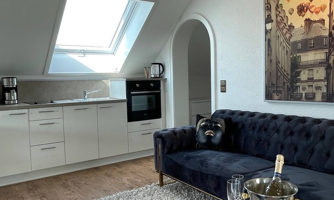 Bad Sassendorf Apartamento | Light-flooded vacation apartment (60 sqm) for two people with south-facing balcony