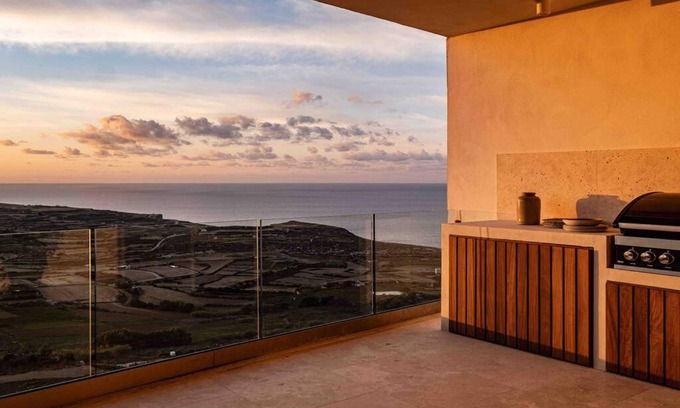 Zebbug Apartamento | Lighthouse View Apartment