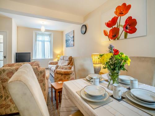 Gorseinon Casa | Lime House