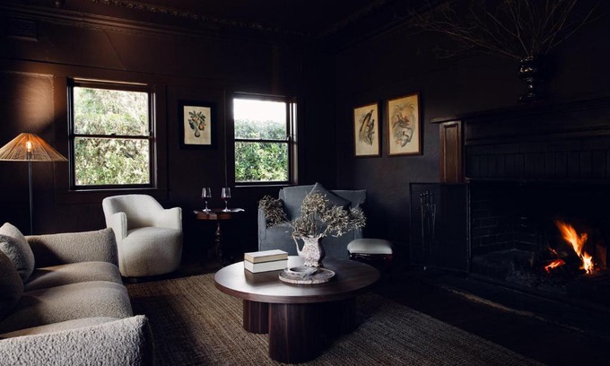 Burradoo Hotel | Links House