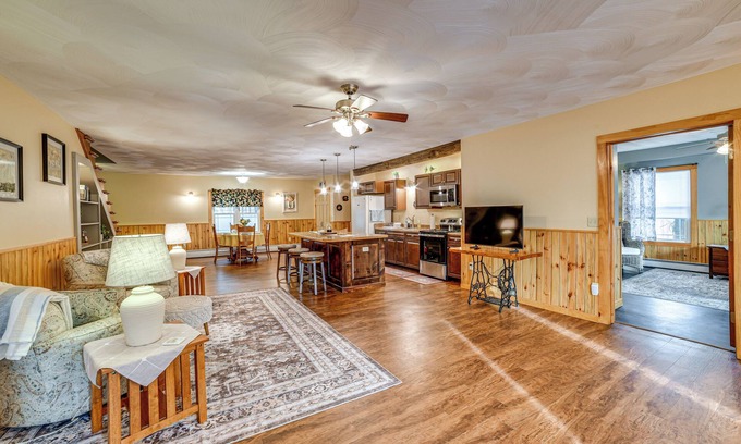 Lisle Apartamento | Lisle Apt: 4 Mi to Dorchester Lake!