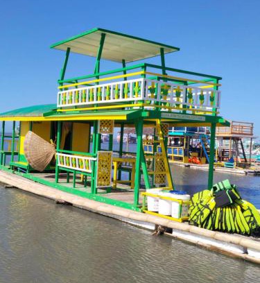 Calatagan Alquiler De Eote | Little Boracay Floating Cottages by Khali
