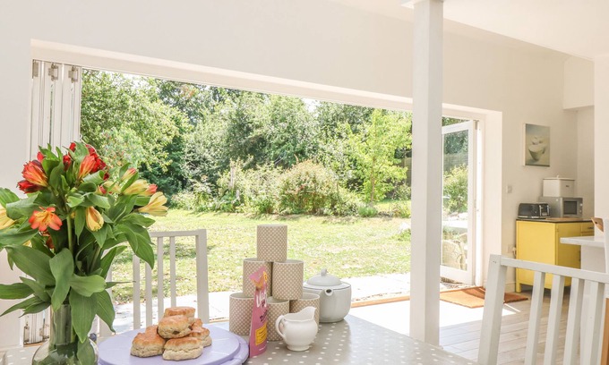 Truro Cabaña | Little Chycoose